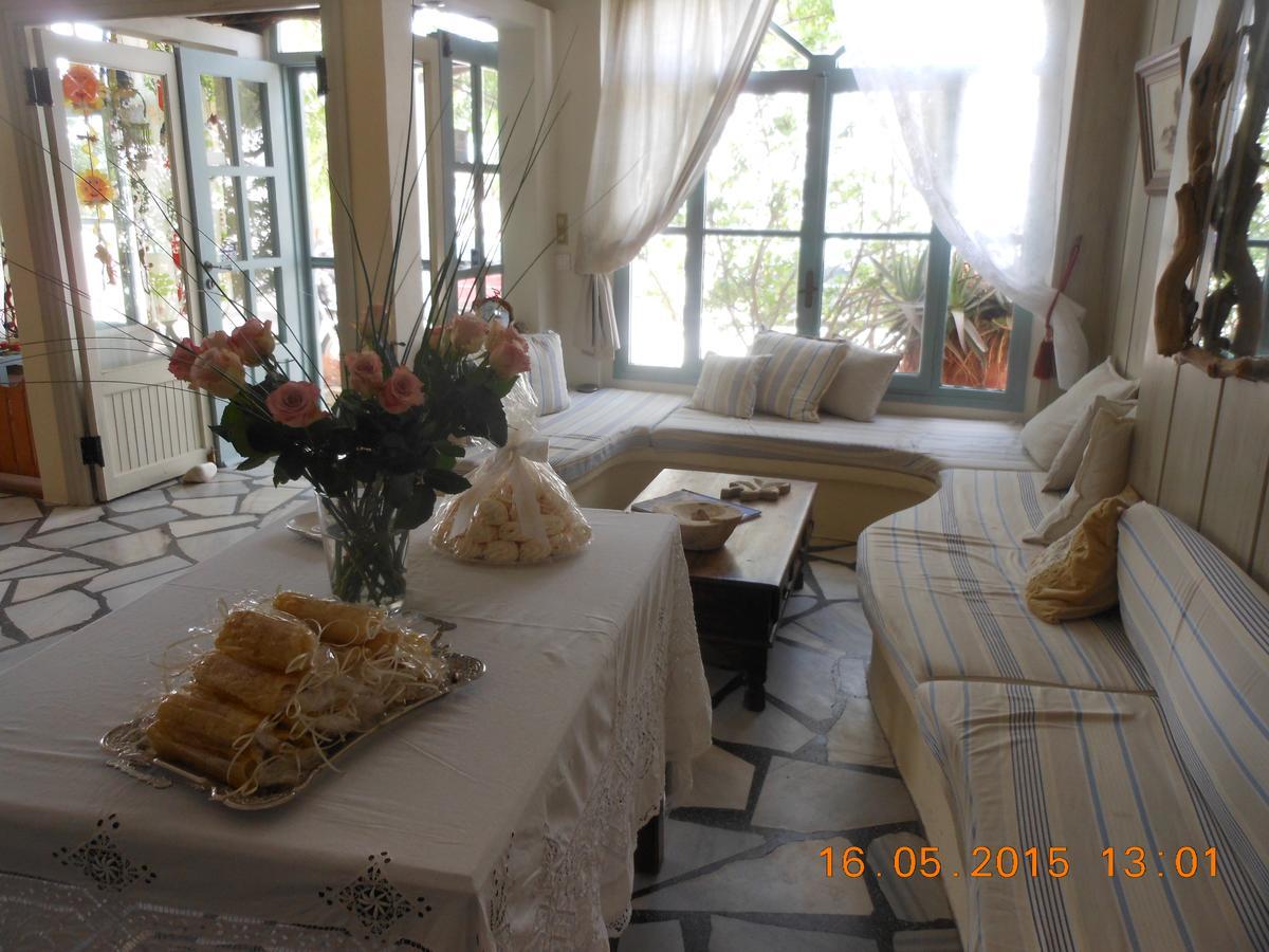 Afrodite Hotel Tínos Extérieur photo